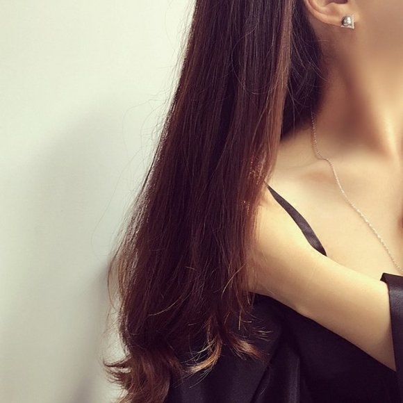 NEW Sterling Silver Diamond Pearl Stud Earrings - Picture 7 of 7